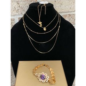 Four pieces Collection my choice gold tone